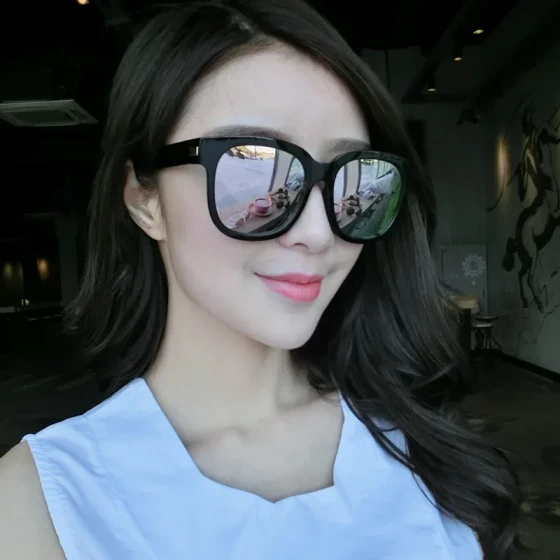 2019New Fashionable Colorful Polarized Sunglasses Fashionable women's sunglasses, men's trendy sun glasses