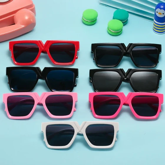 New style girls' UV protection sunglasses, boys' large frame fashionable and unique children's sunshade glasses, dazzling colors