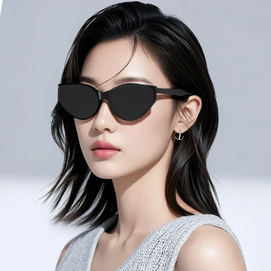 Unique Cat-Eye Frame Sunglasses, European and American Trendy Eyewear, Small Frame Sunglasses for Women, New High-End UV Protection