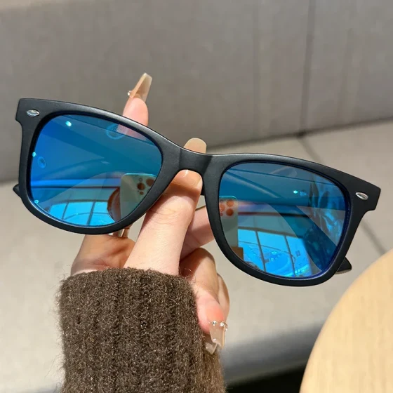 Popular，Sunglasses Retro sunglasses with zebra wood temples and metal accents Men's and women's sunglasses