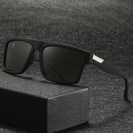 Retro Square Sunglasses, UV Protection, High-End Men's Driving Sunglasses, Flexible Coated Polarized Lenses