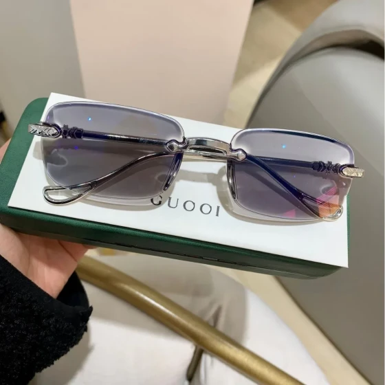 Ultra-light color-changing frameless reading glasses, smart zoom, stylish and unique, makes you look younger, unisex color-changing reading glasses