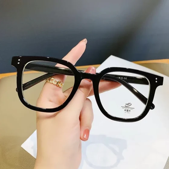 Korean-style trendy transparent eyeglass frames ins Natural-looking anti-blue light glasses make a big face look slimmer TR90Plain glasses
