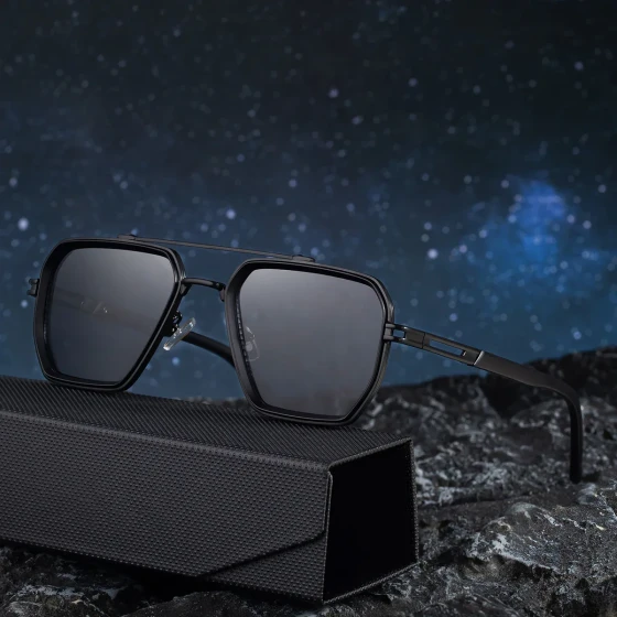 Double-bridge glasses for men, metal square frame sunglasses, vintage high-end outdoor sun protection sunglasses for men