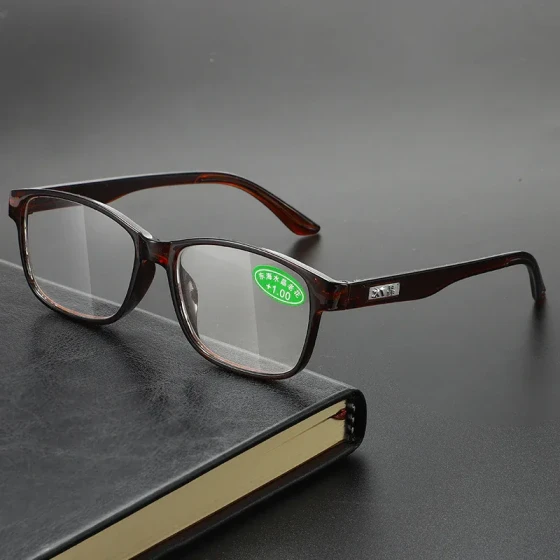 Vintage Reading Glasses with East China Sea Crystal Glass Lenses, High-End HD Anti-Fatigue Fashion Eyeglasses for Men and Women