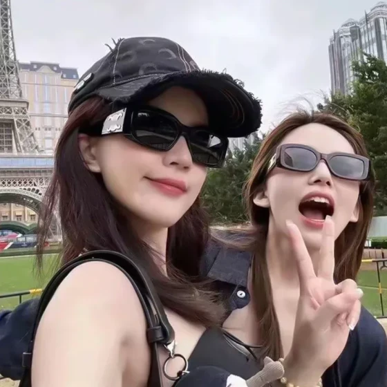 Fashionable UV-protective retro sunglasses for women, new high-end glasses, versatile trendy beach sun protection sunglasses