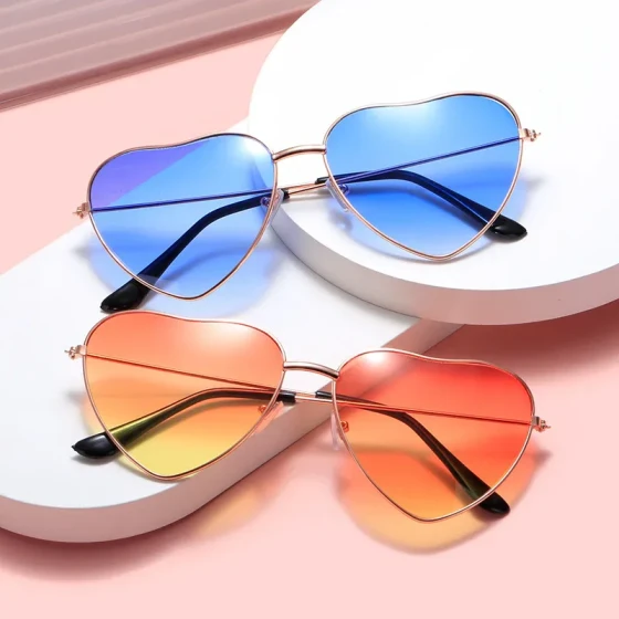 Metal heart-shaped sunglasses with ocean lenses, fashionable street style candy-colored internet celebrity heart-shaped sunglasses