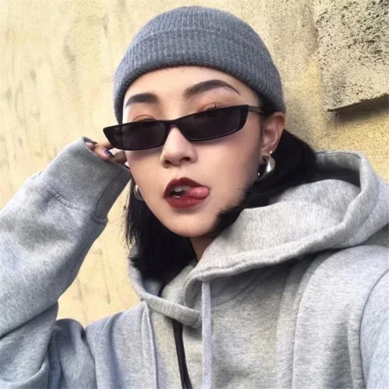 European and American retro Harajuku style ins Super popular disco sunglasses, Korean style trendy rectangular narrow-frame sunglasses, popular among internet celebrities for street photograp