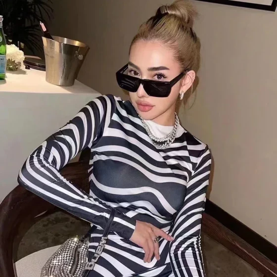 Y2K Steampunk small square frame sunglasses for women, European and American style trendy and unique eyewear
