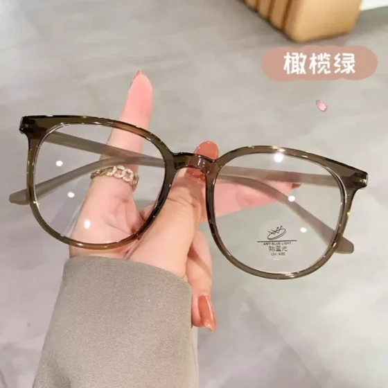Korean-style ultra-light anti-blue light glasses frame for female students, large frame glasses that make a big face look slimmer, suitable for live streaming, available with prescription len