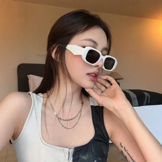 Large-frame, stylish, trendy sunglasses for women, American retro hot girl glasses, UV protection sunglasses for square and round faces