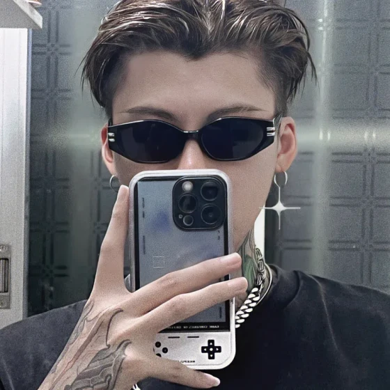 Y2K Small-frame millennium hot girl European and American retro sunglasses, women's stylish sunglasses, men's internet celebrity black frame glasses, UV protection