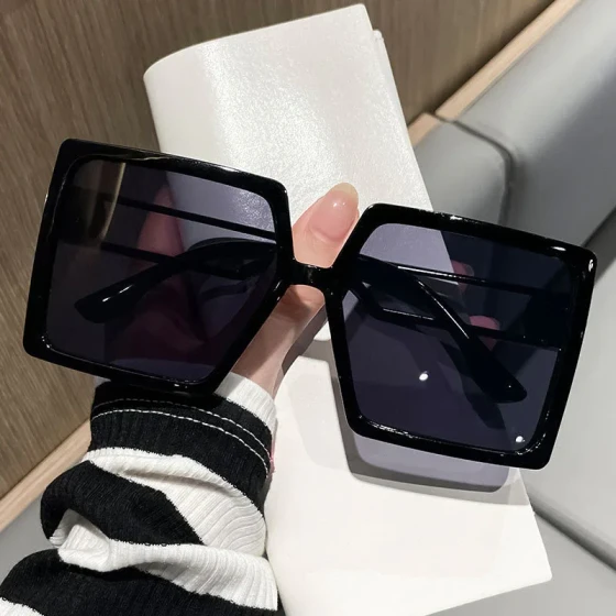 Large square-frame sunglasses, high-end fashion sunglasses, versatile and trendy, European and American street style ins