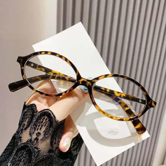 Finished myopia glasses, ultra-light, trendy retro anti-blue light flat glasses, small frame nerd myopia glasses