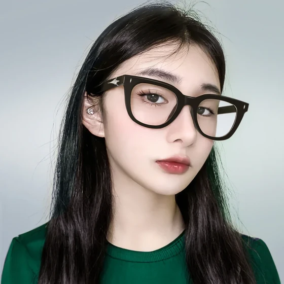 2025New anti-blue light computer glasses for women, myopia glasses frame, trendy black frame glasses for men, non-prescription glasses
