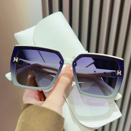 Large Frame Black Round Face UV Protection Sunglasses for Women, Trendy Sun Protection Sunglasses, Fashionable Polarized Eyewear