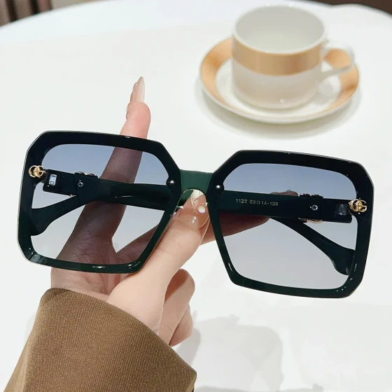 Luxury polarized sunglasses with a high-end feel, large frame, versatile for women, suitable for driving, UV protection, and sunshade